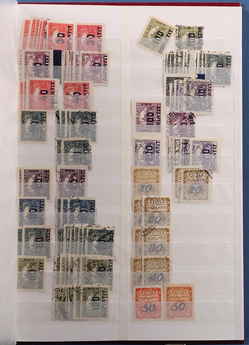 Lot 571