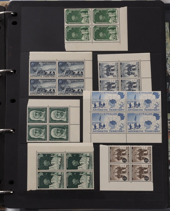 Lot 749