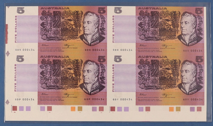 Lot 11825