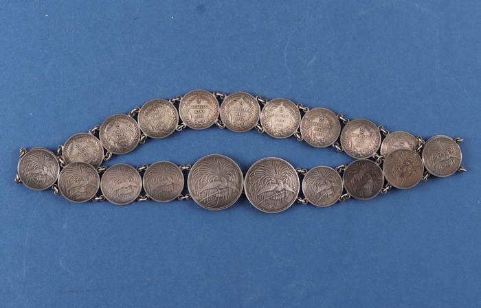 Lot 12109